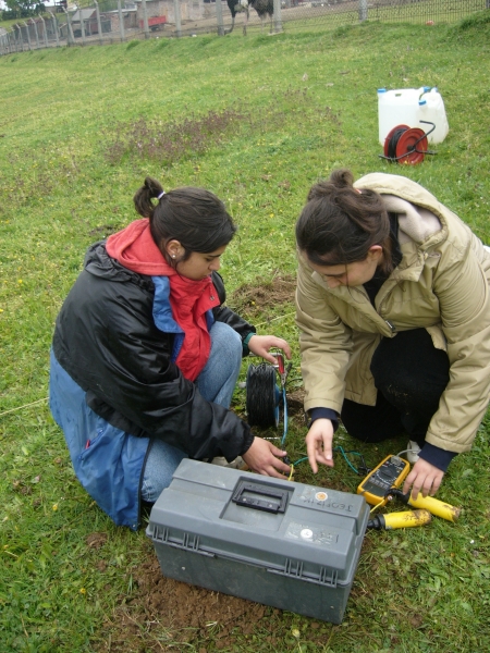 2006 Jeofizikte Ölçmeler Dersi Arazi Çalışmaları