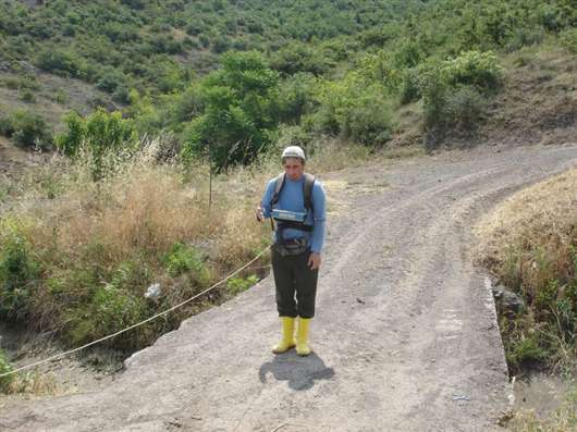 2006 Jeofizikte Ölçmeler Dersi Arazi Çalışmaları