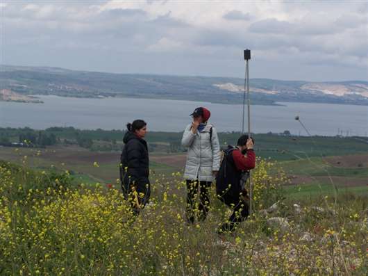 2006 Jeofizikte Ölçmeler Dersi Arazi Çalışmaları