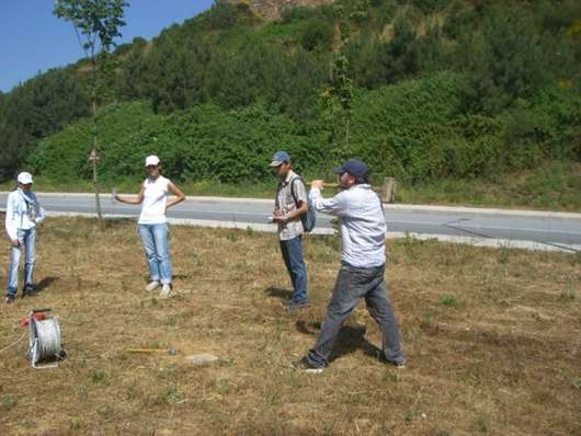 2009 Jeofizikte Ölçmeler Dersi Arazi Çalışmaları