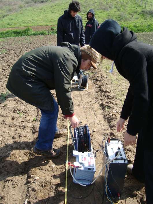 2011 Jeofizikte Ölçmeler Dersi Arazi Çalışmaları